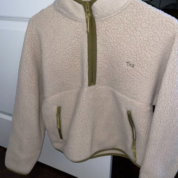 Aritzia TNA Bigfoot Polar 1/2 Zip Up XS - Picture 2 of 3